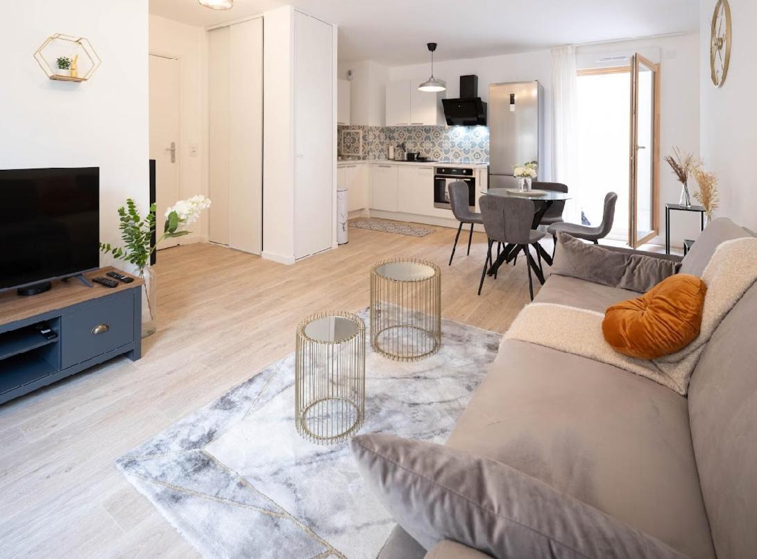 Sejour Unique A Pierrefitte Apartment Екстериор снимка