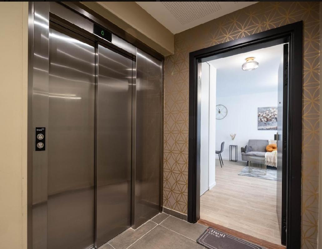 Sejour Unique A Pierrefitte Apartment Екстериор снимка